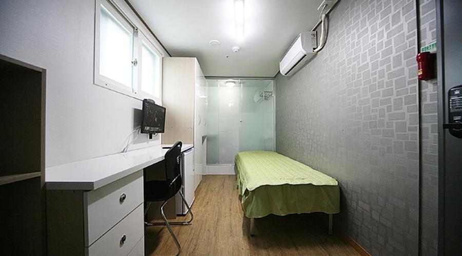 I Guest house